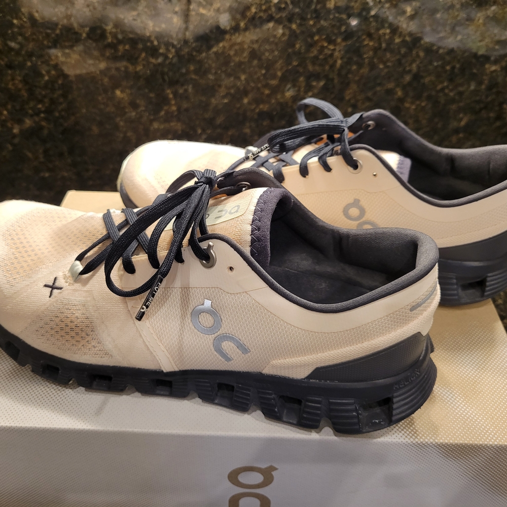On Running X3 Womans - Fawn/Magenta